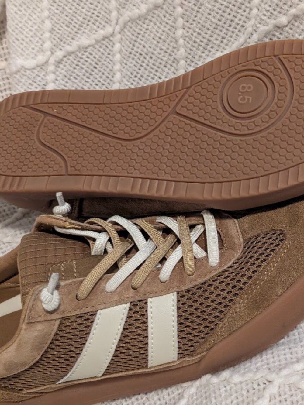 Steve Madden Verdict Suede Mesh Lace Up Sneakers - Picture 3 of 7